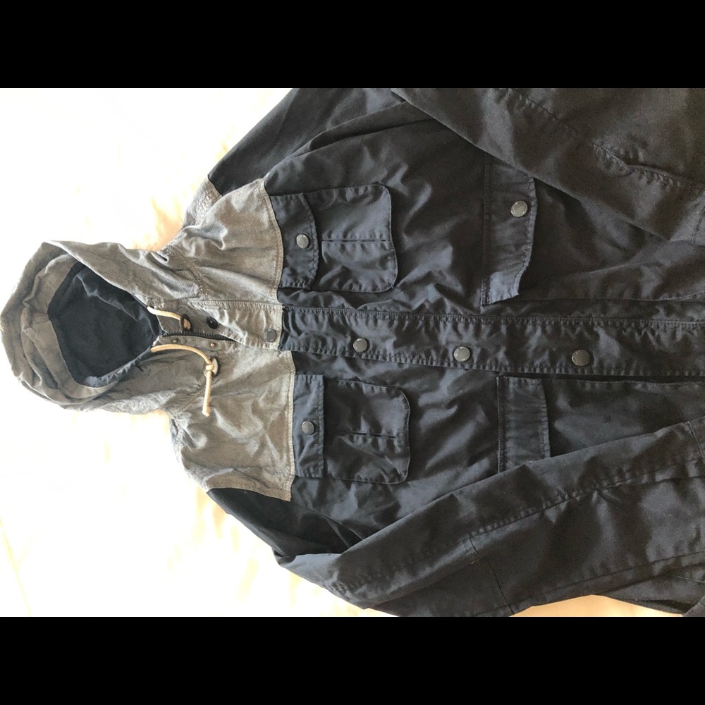 Men’s Jacket - Picture 2 of 3
